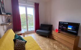 Kawalerka w centrum Gdyni z osobną kuchnią, 15 min spacerem od morza